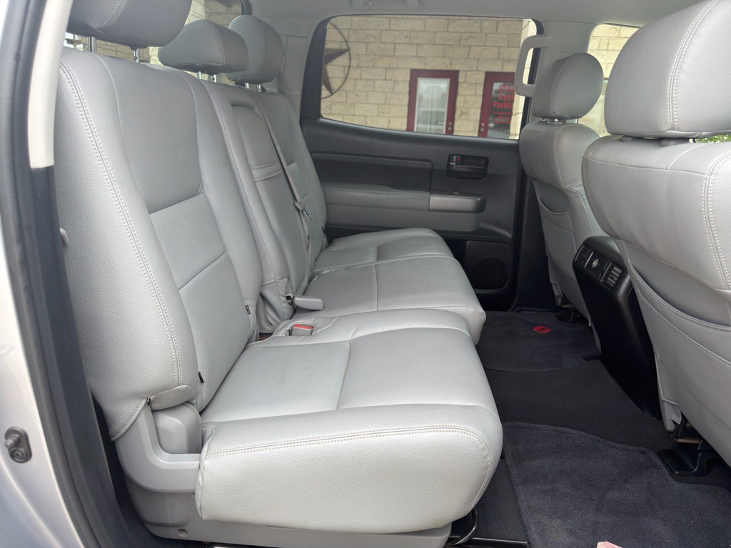 2012 Toyota Tundra Image 16