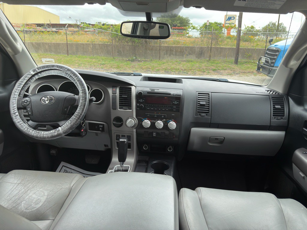 2012 Toyota Tundra Image 17