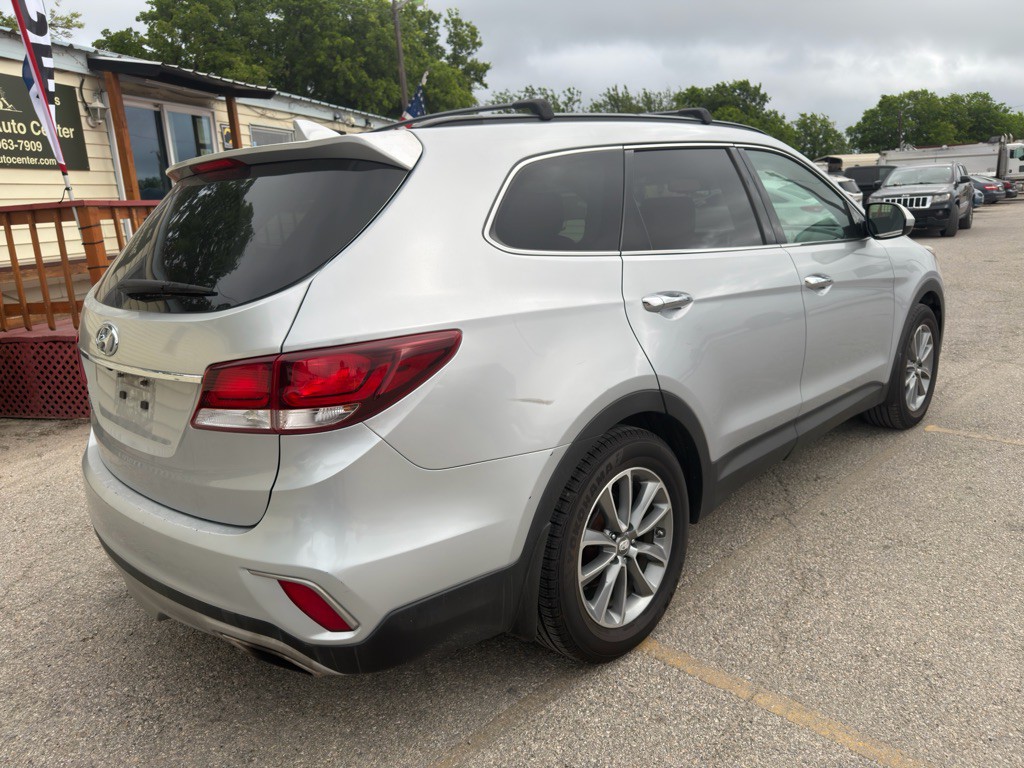 2018 Hyundai Santa Fe Image 5
