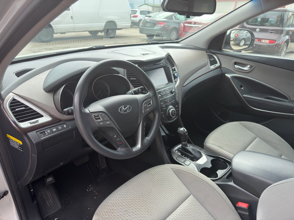 2018 Hyundai Santa Fe Image 9