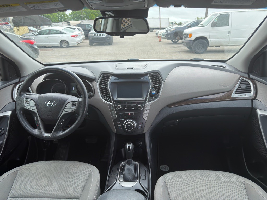 2018 Hyundai Santa Fe Image 18