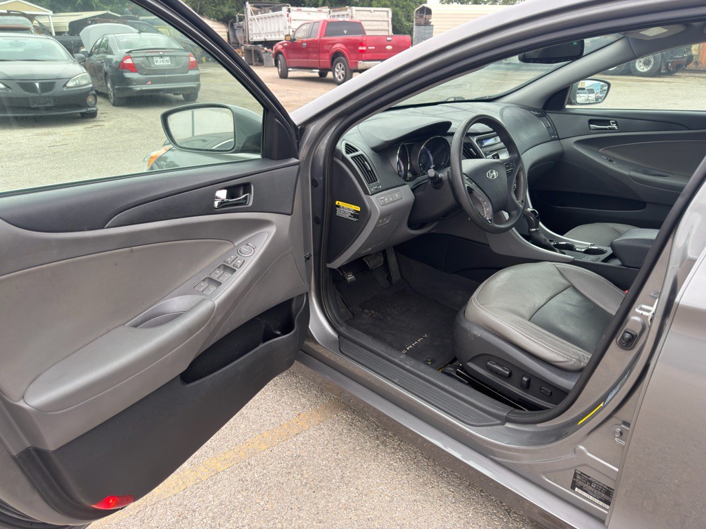 2013 Hyundai Sonata Image 7