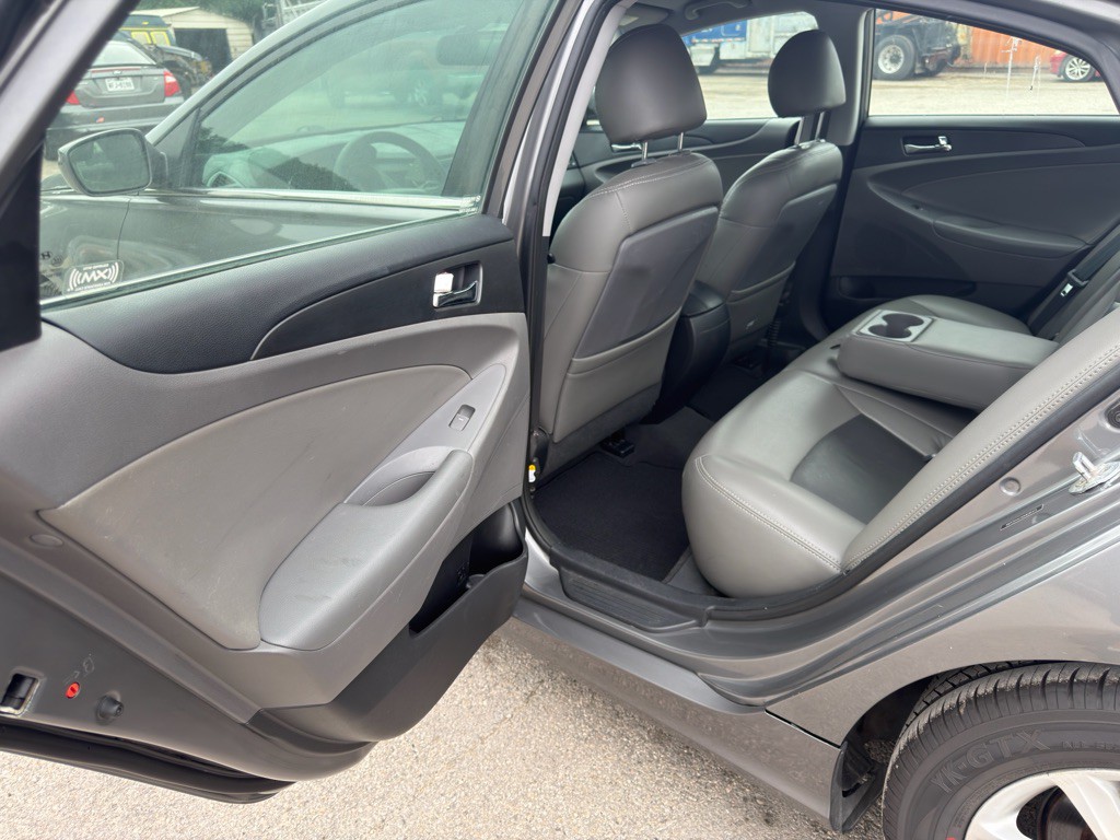 2013 Hyundai Sonata Image 10