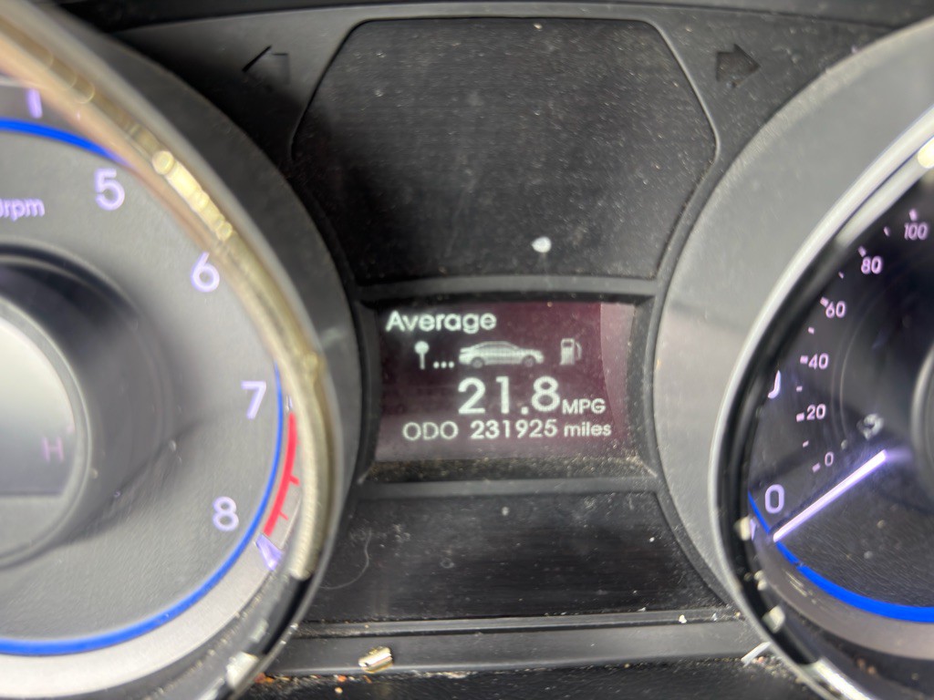 2013 Hyundai Sonata Image 21