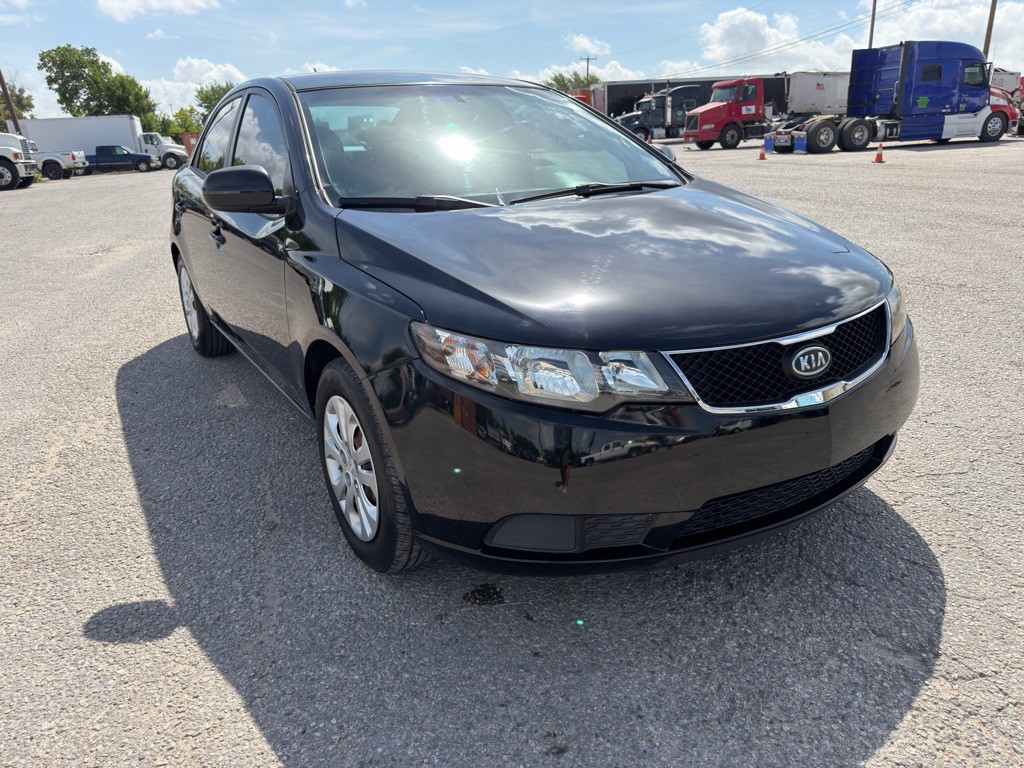 2013 Kia Forte Image 2