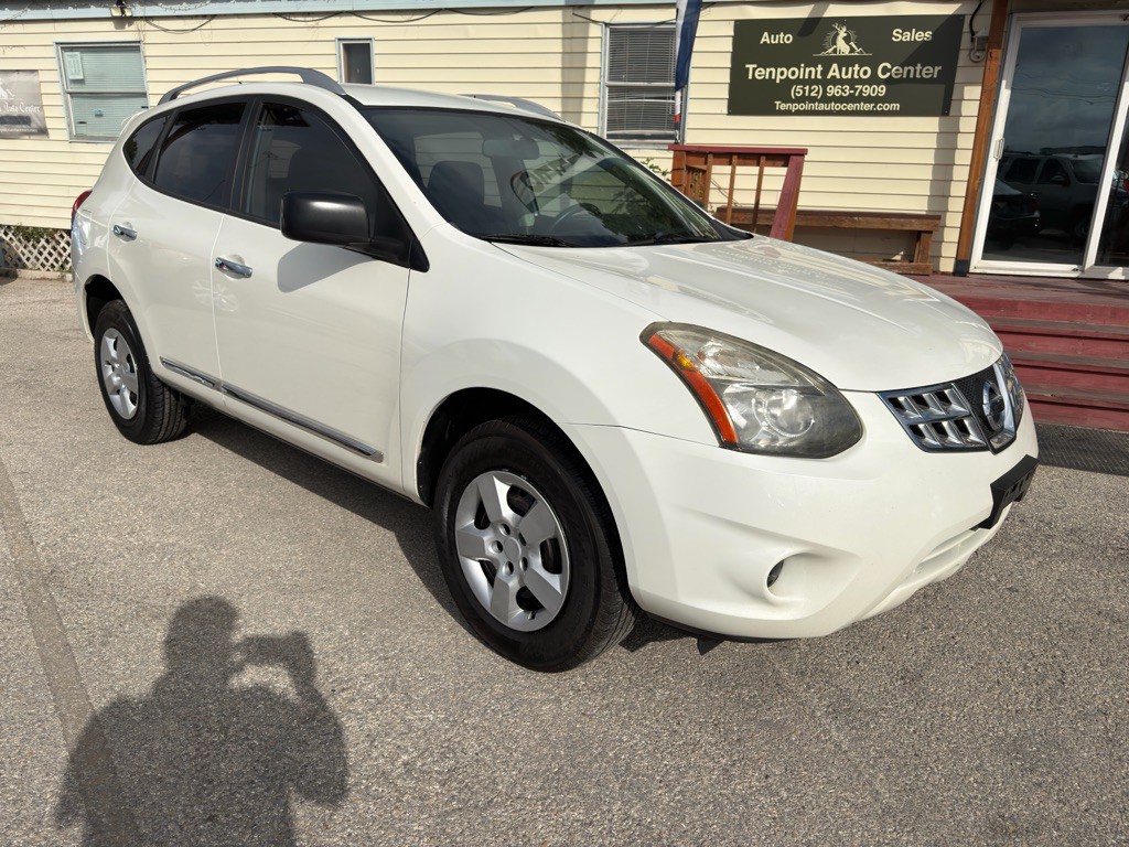 2015 Nissan Rogue Image 2