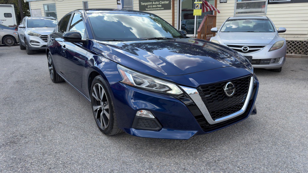 2019 Nissan Altima Image 2