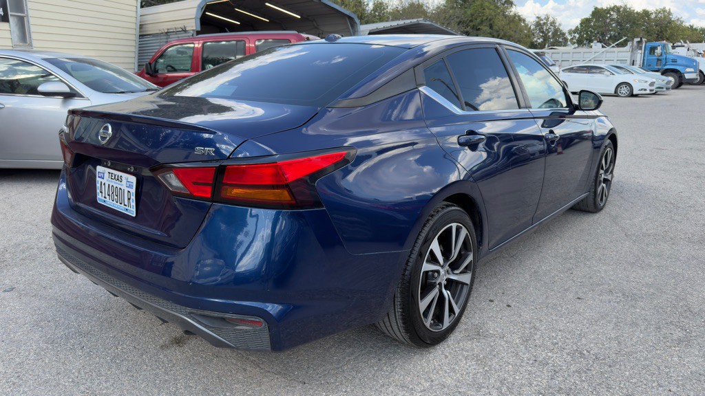 2019 Nissan Altima Image 5