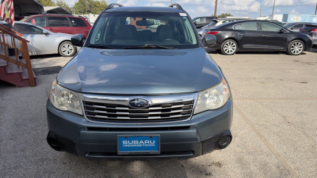 2010 Subaru Forester Image 3