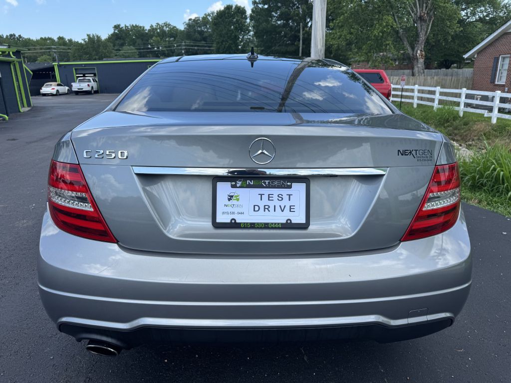 2013 Mercedes-Benz C-Class Image 5