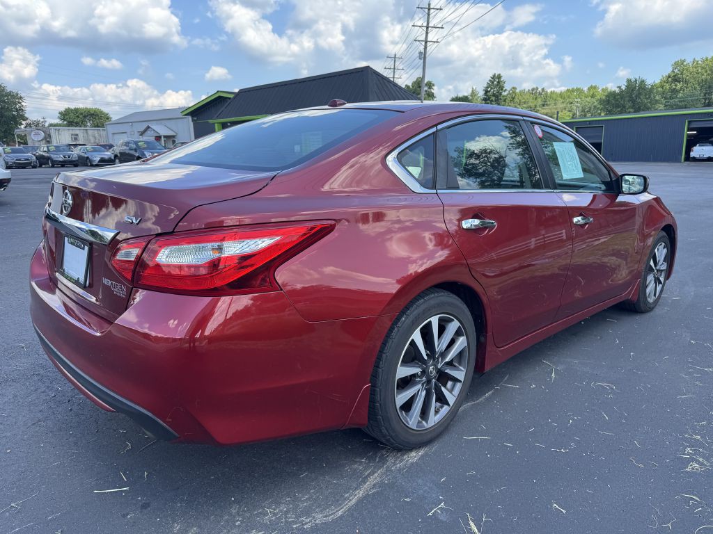 2016 Nissan Altima Image 4