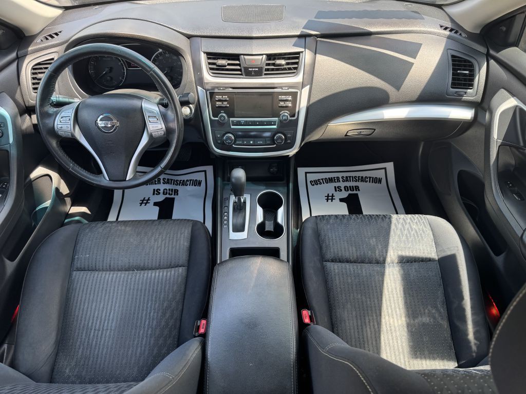 2016 Nissan Altima Image 7