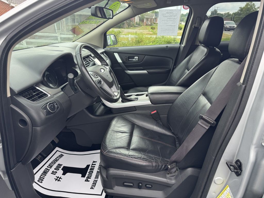 2013 Ford Edge Image 8