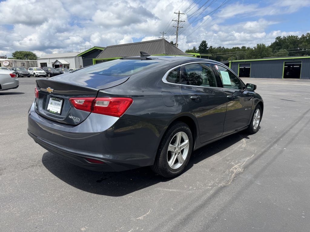 2021 Chevrolet Malibu Image 4