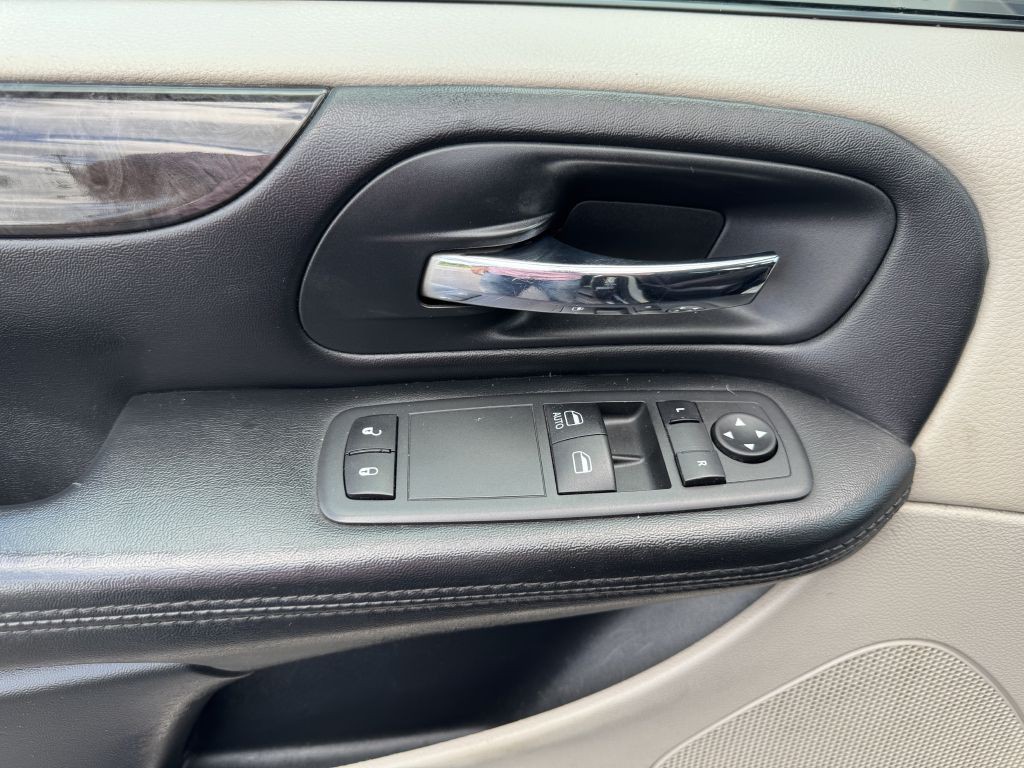 2016 Dodge Grand Caravan Image 14