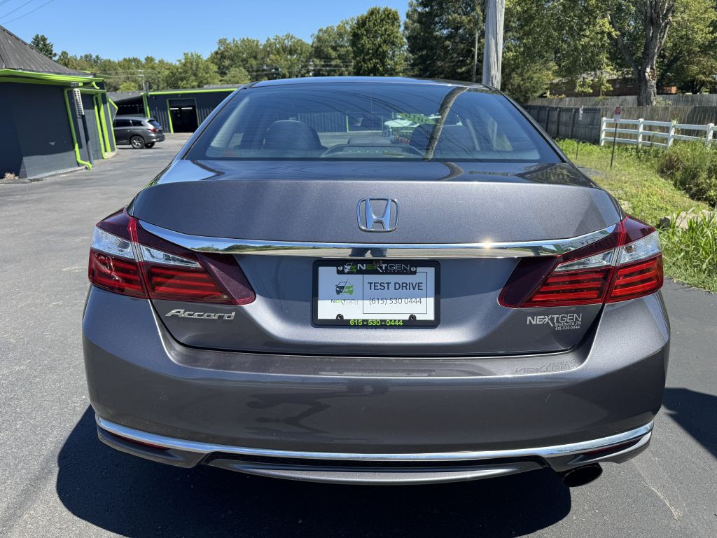 2016 Honda Accord Image 5