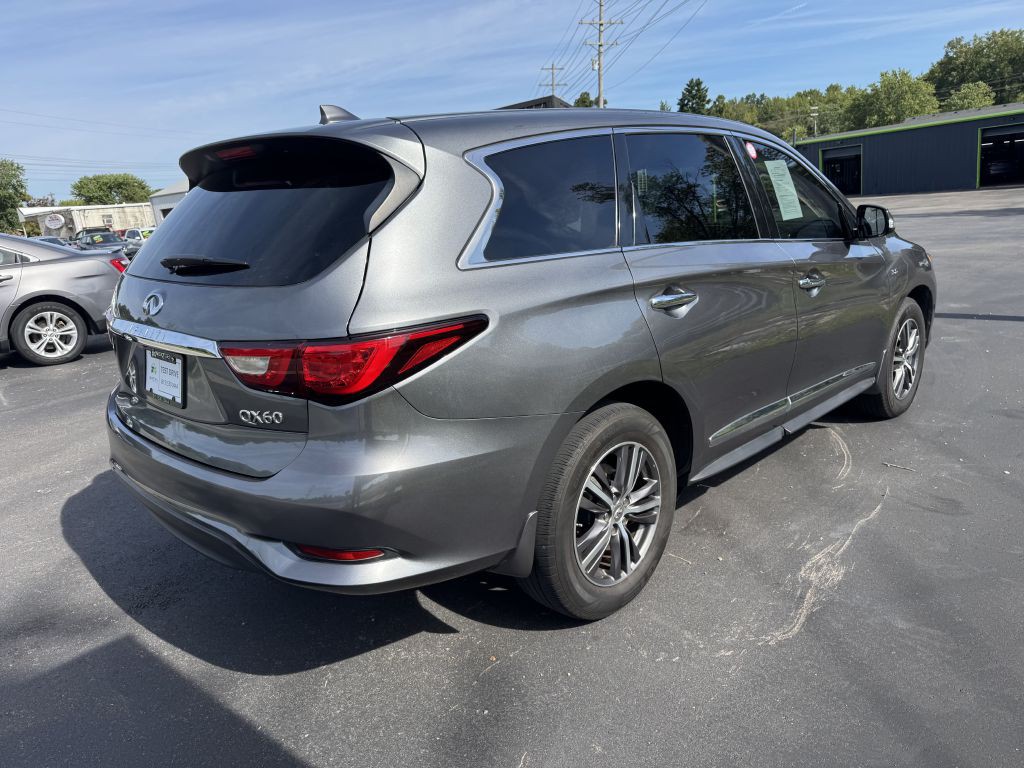 2017 INFINITI QX60 Image 4