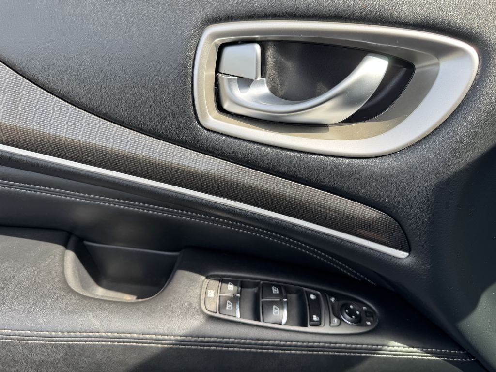 2017 INFINITI QX60 Image 15