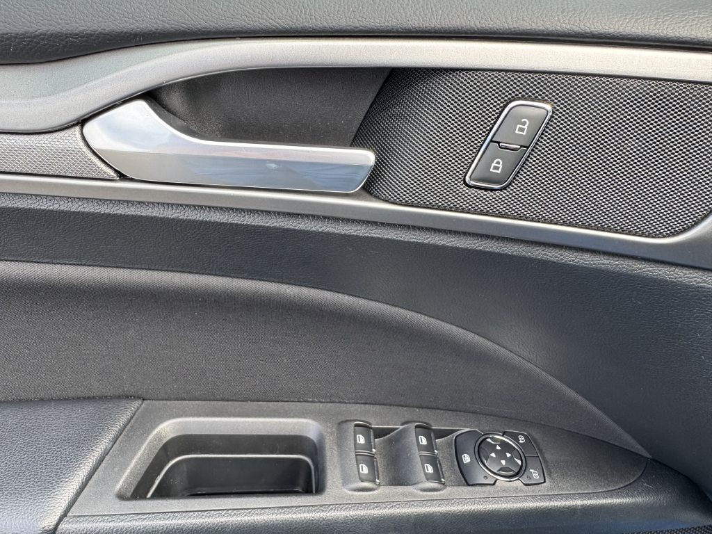 2018 Ford Fusion Image 13