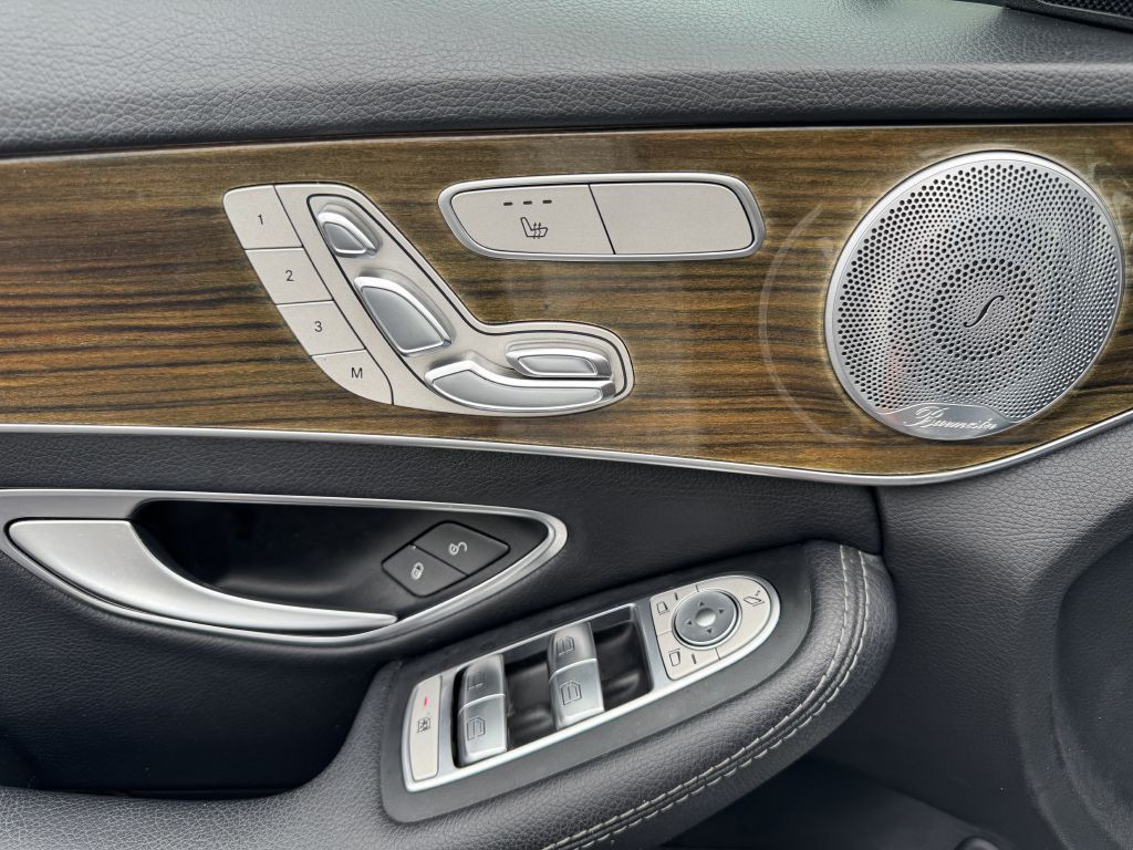 2017 Mercedes-Benz C-Class Image 14