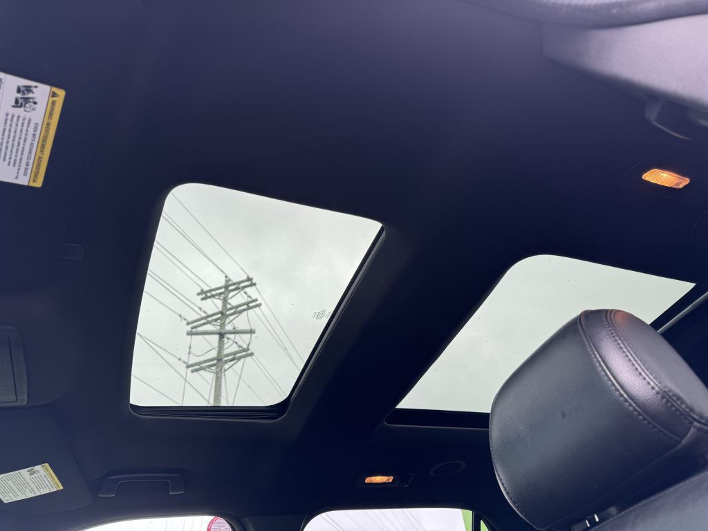 2016 Ford Explorer Image 16