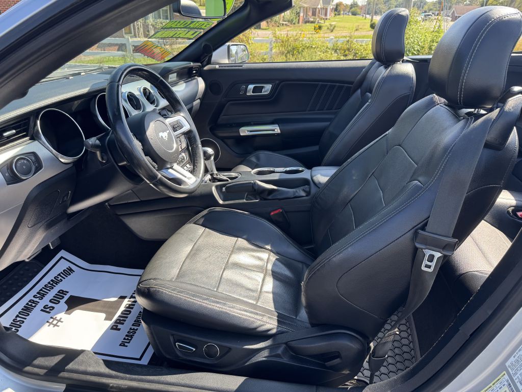2018 Ford Mustang Image 8