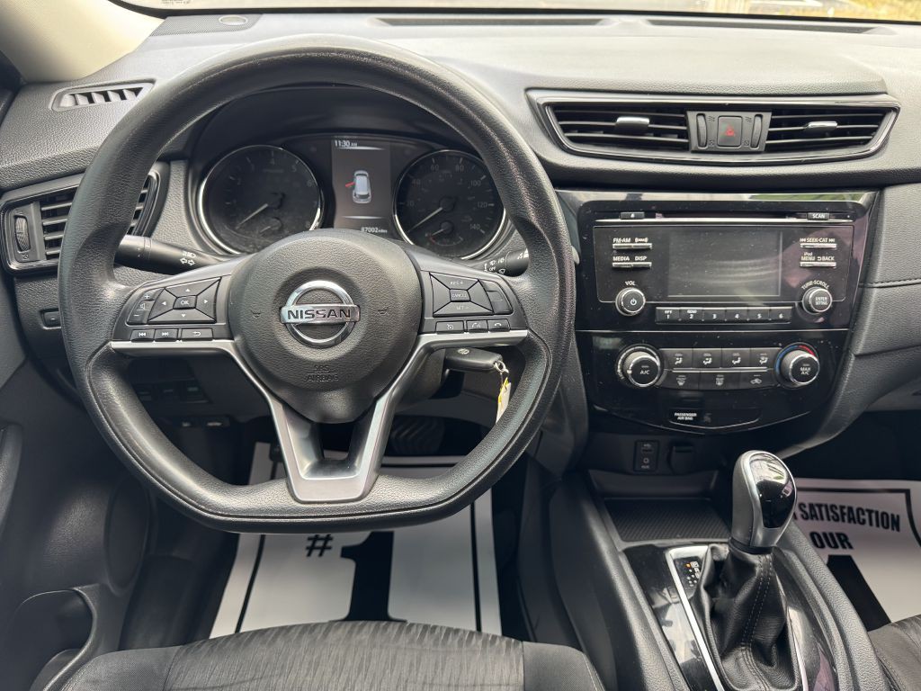 2017 Nissan Rogue Image 12