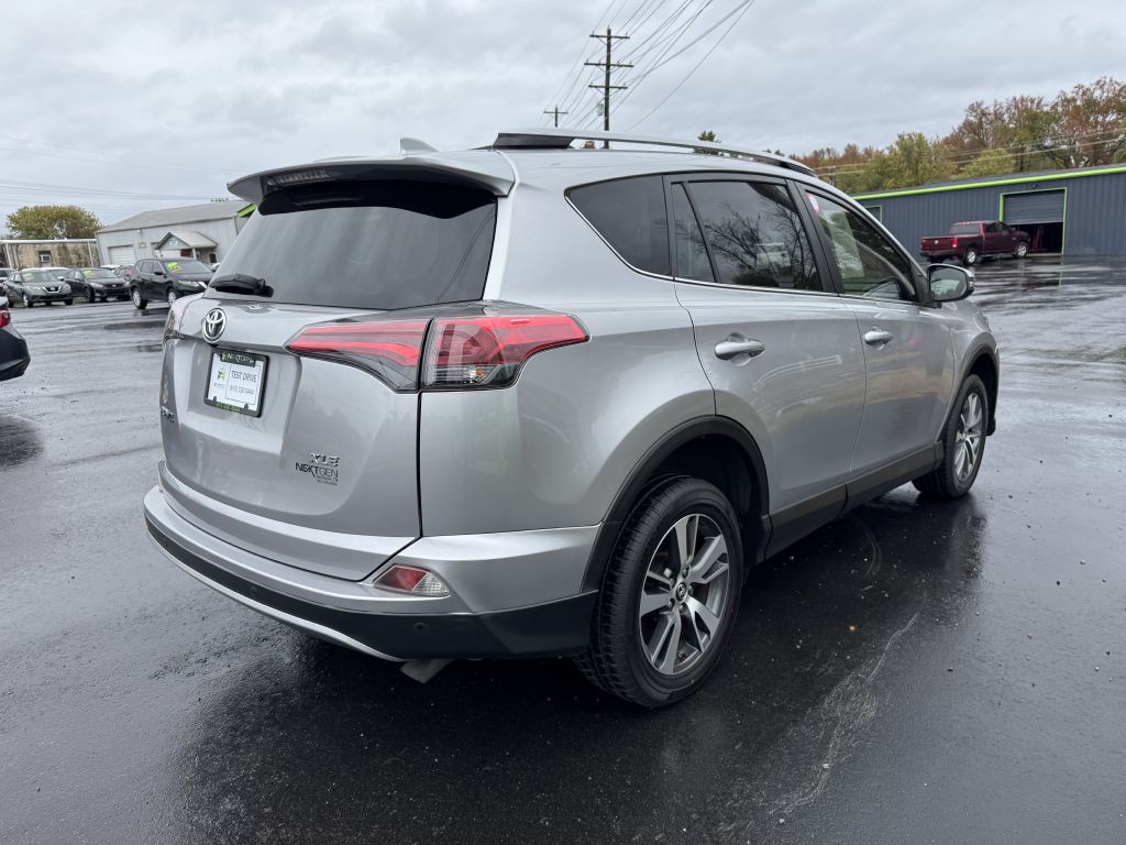 2018 Toyota Rav4 Image 4