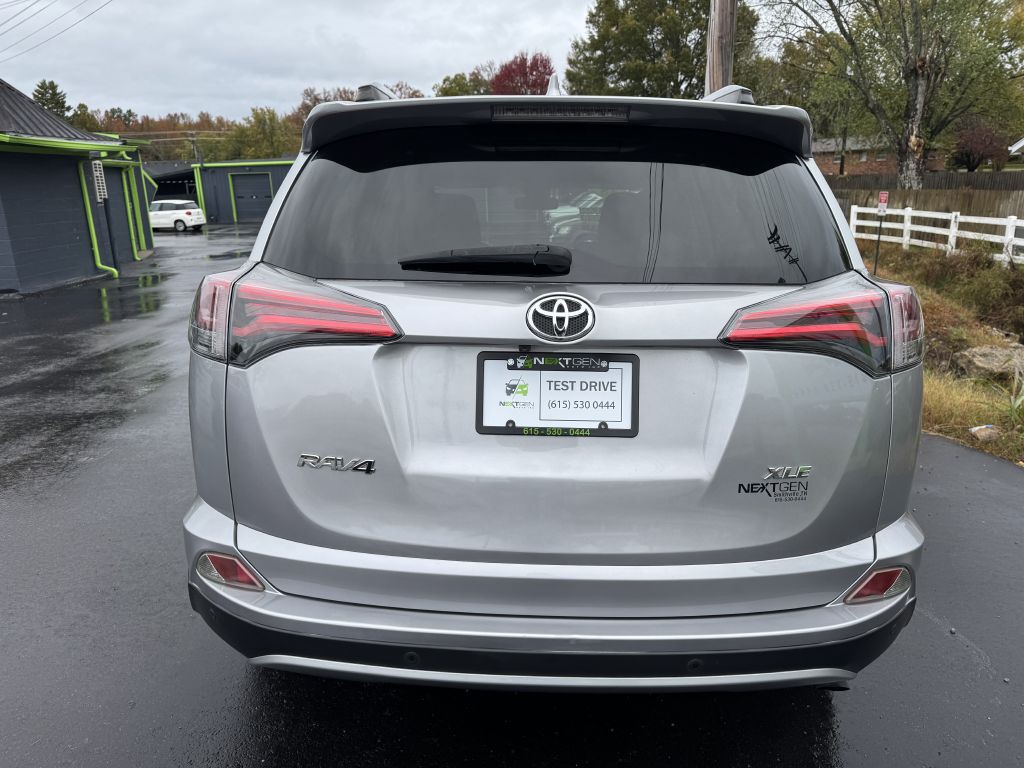 2018 Toyota Rav4 Image 5