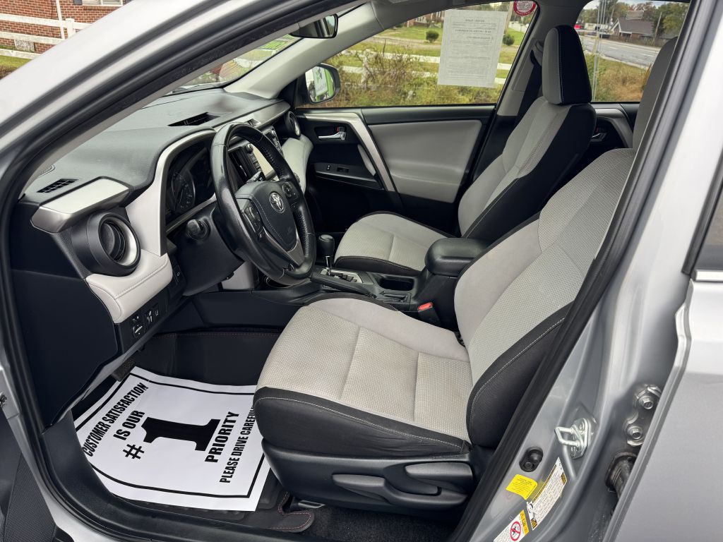 2018 Toyota Rav4 Image 8