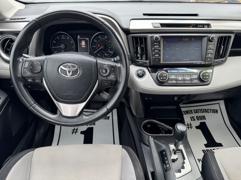 2018 Toyota Rav4 Image 12