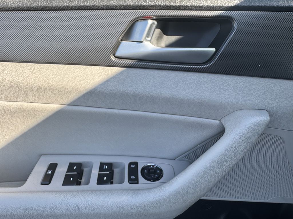 2015 Hyundai Sonata Image 13