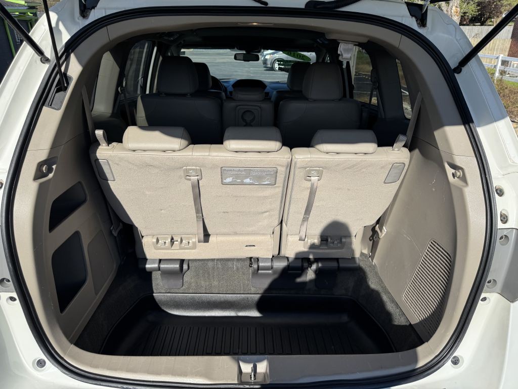 2016 Honda Odyssey Image 12