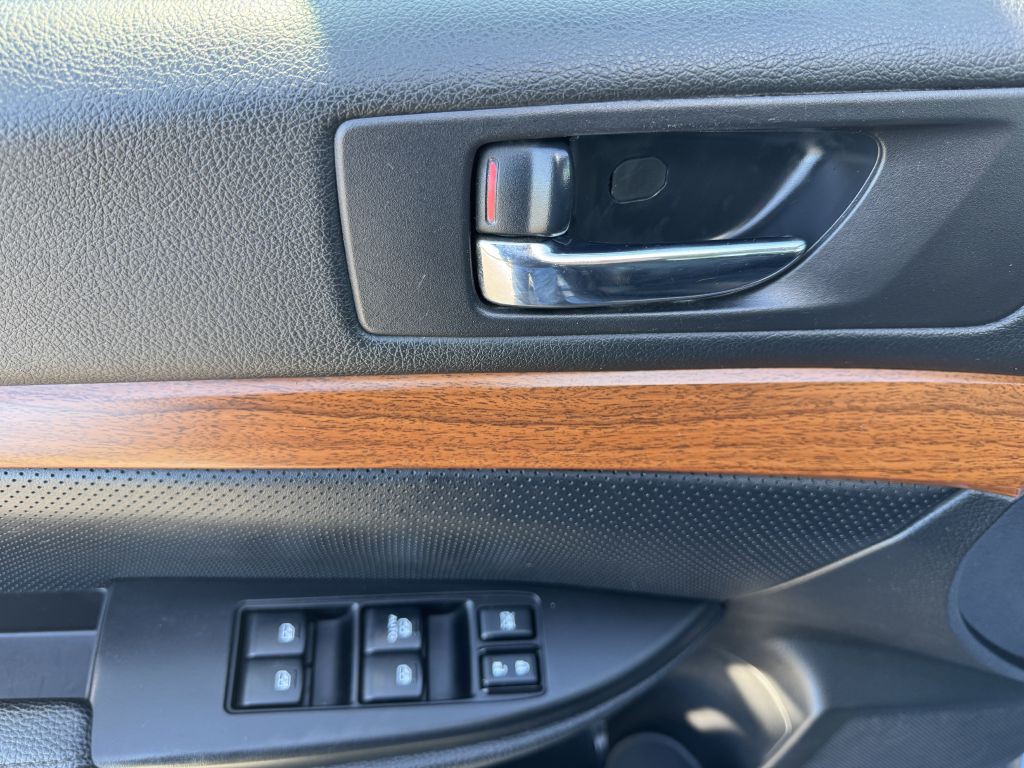2014 Subaru Outback Image 16