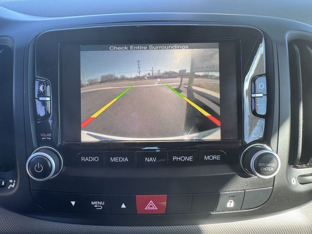 2017 FIAT 500L Image 14