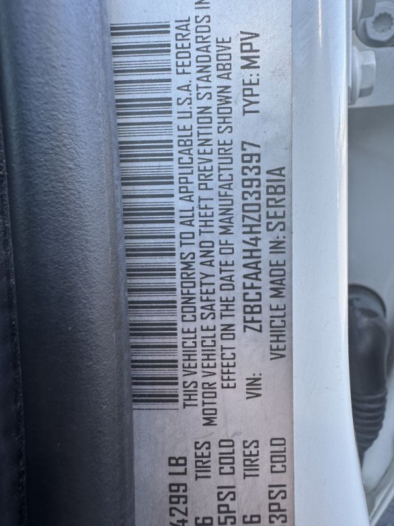 2017 FIAT 500L Image 16