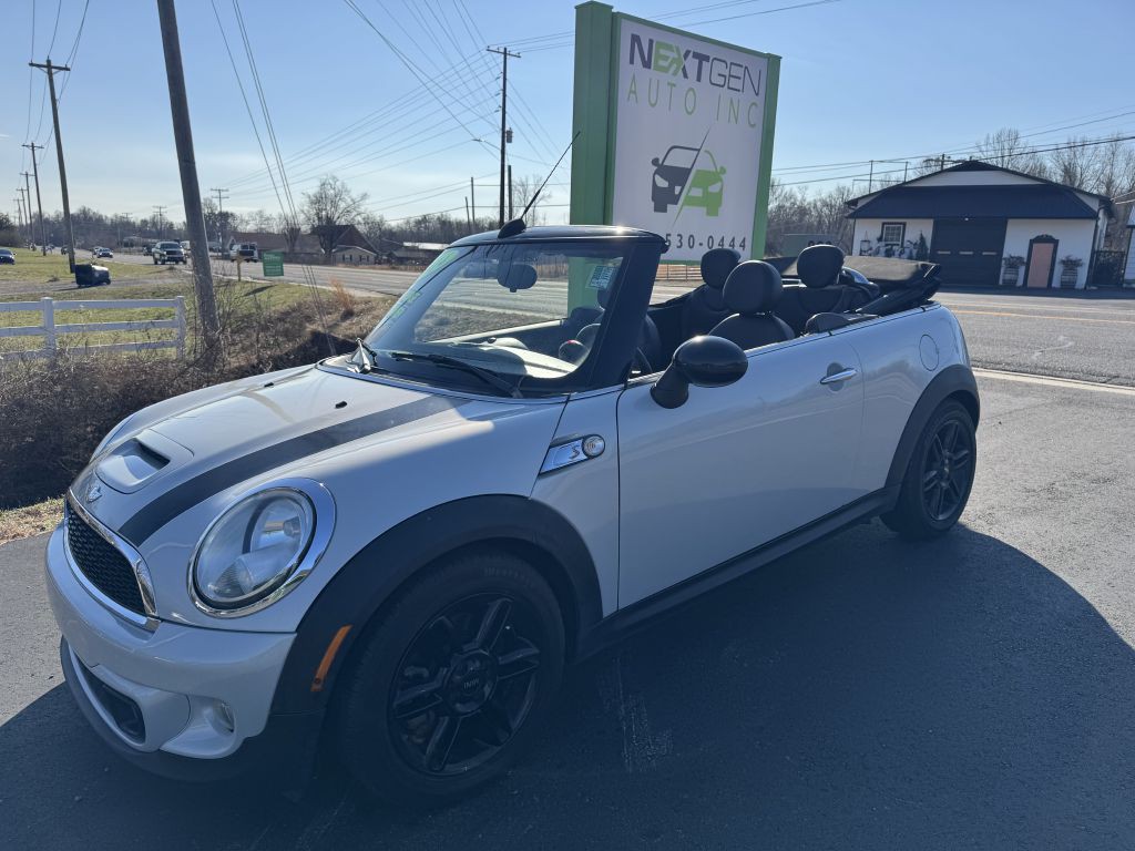 2014 MINI Cooper Image 3