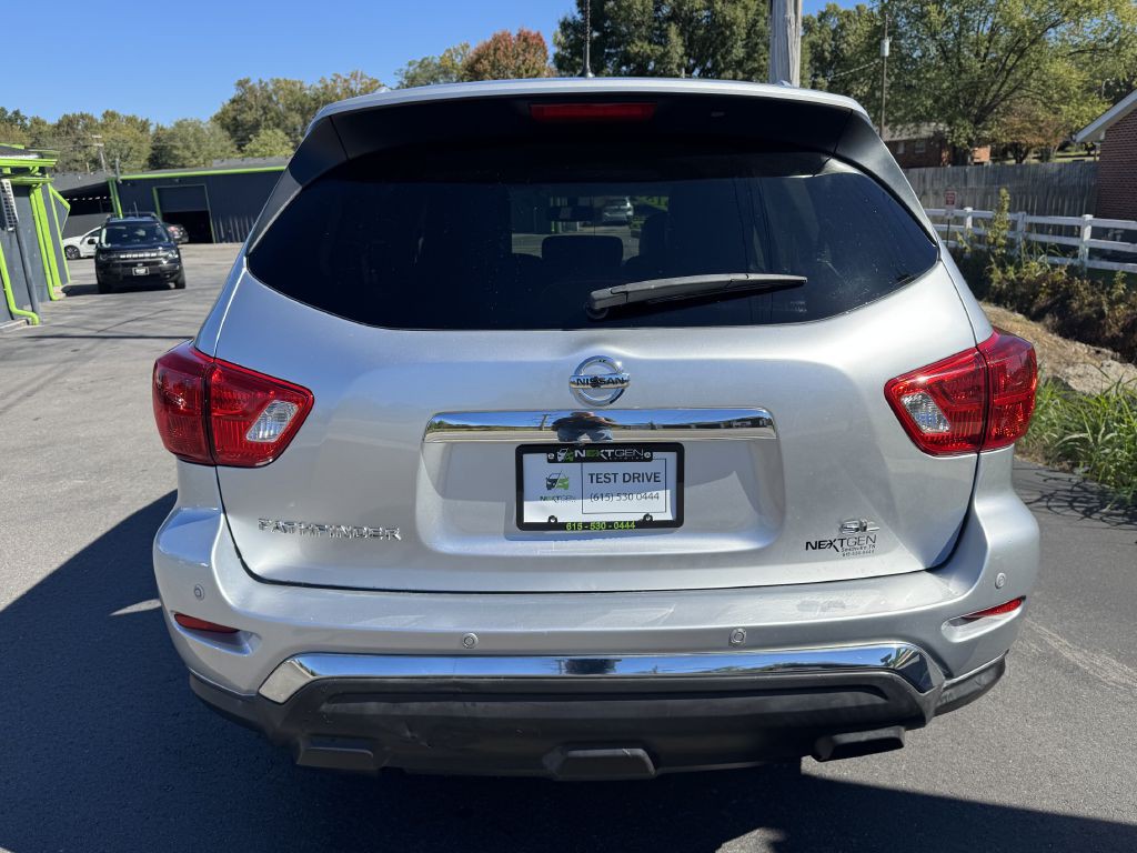2018 Nissan Pathfinder Image 5