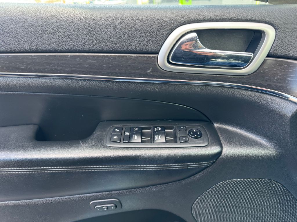 2018 Jeep Grand Cherokee Image 15