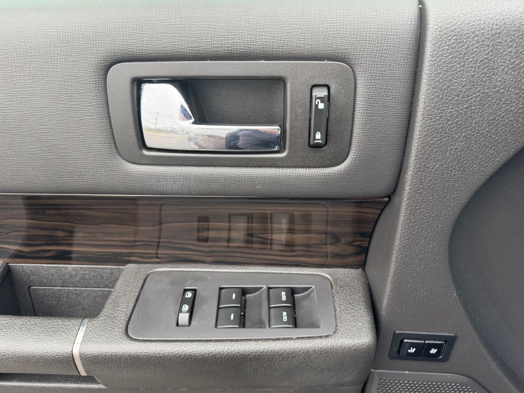 2019 Ford Flex Image 15