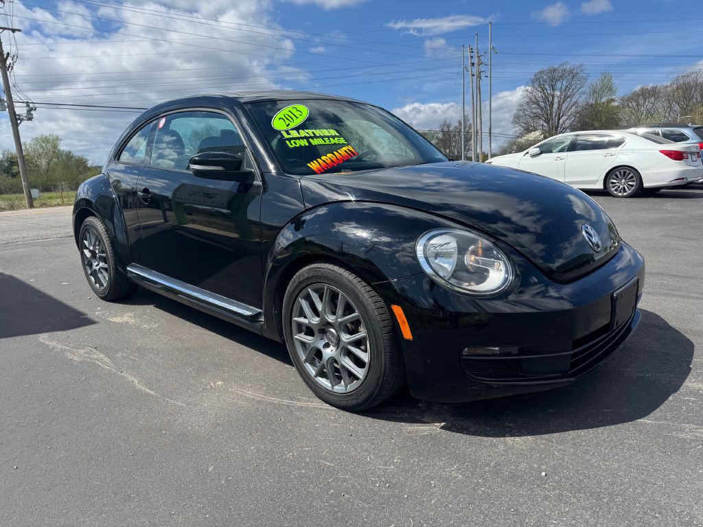 2013 Volkswagen Beetle Image 3
