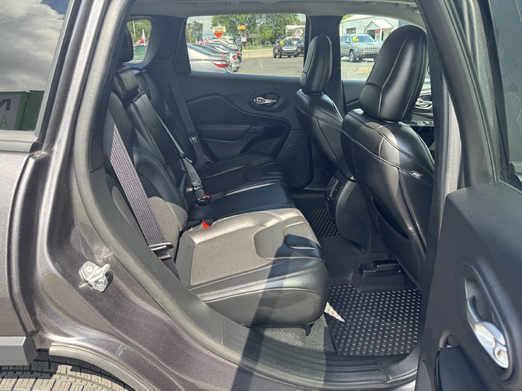 2020 Jeep Cherokee Image 10