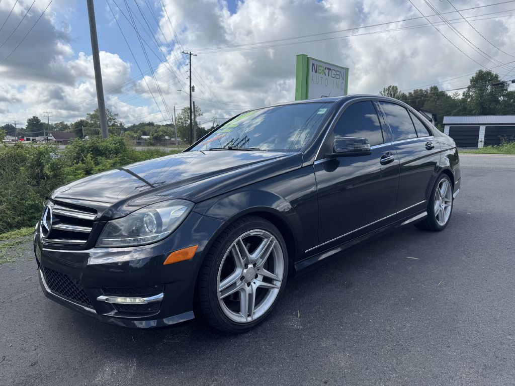 2014 Mercedes-Benz C-Class Image 1