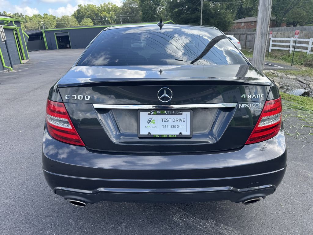 2014 Mercedes-Benz C-Class Image 5