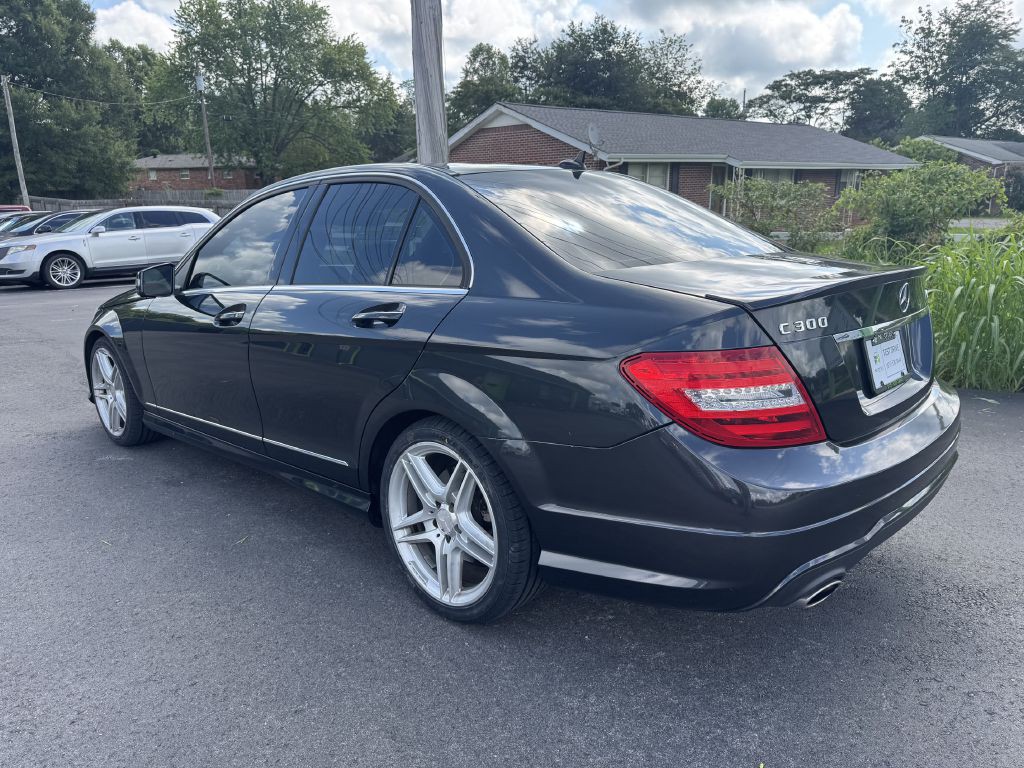 2014 Mercedes-Benz C-Class Image 6