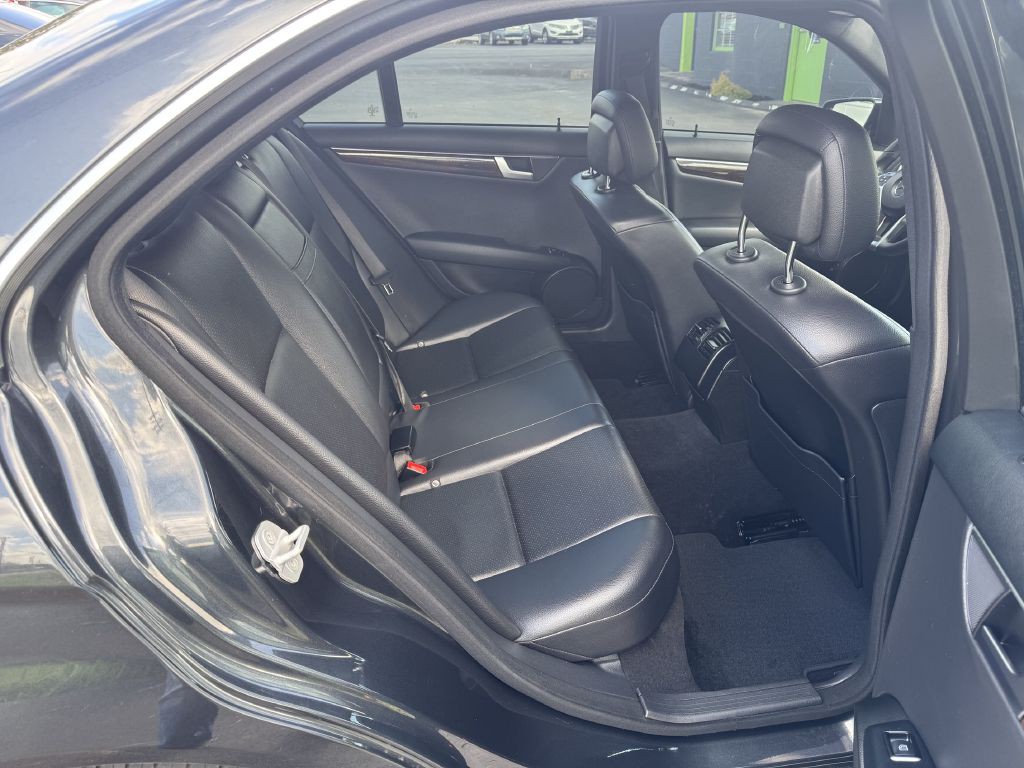 2014 Mercedes-Benz C-Class Image 10