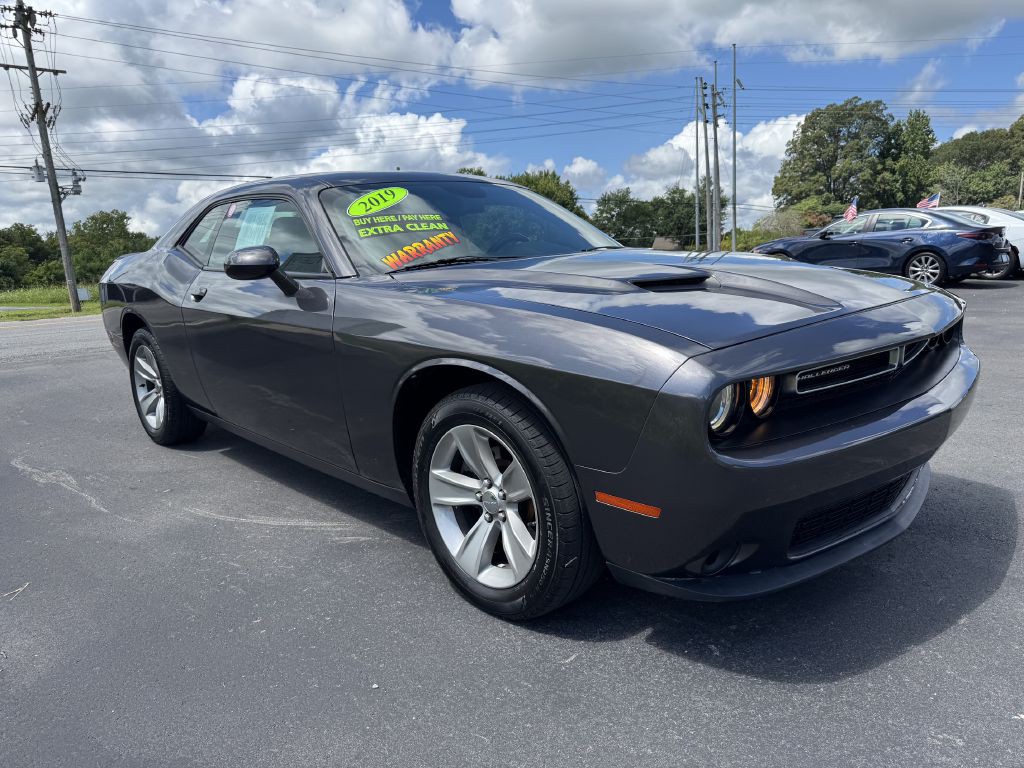 2019 Dodge Challenger Image 3