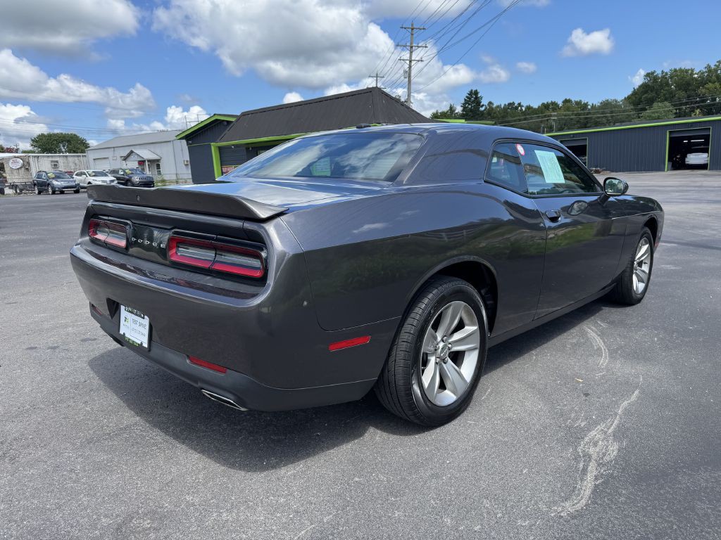 2019 Dodge Challenger Image 4