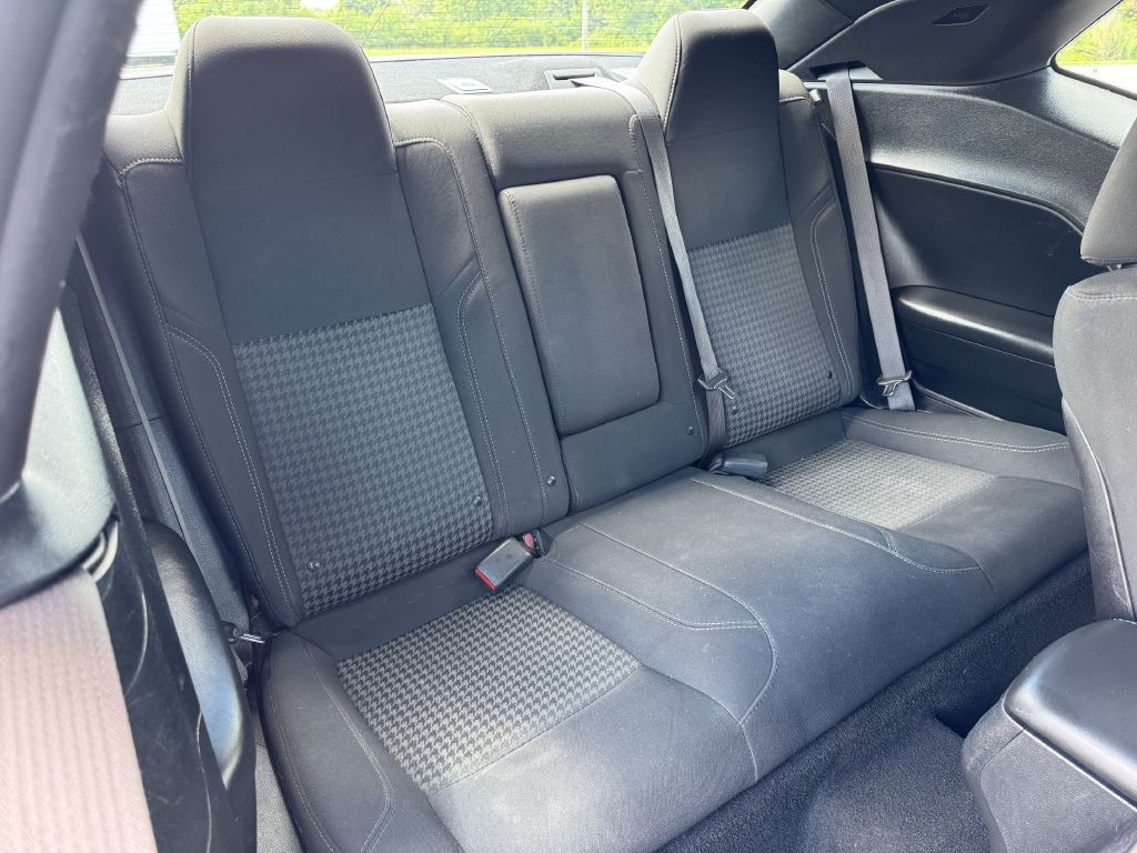 2019 Dodge Challenger Image 9