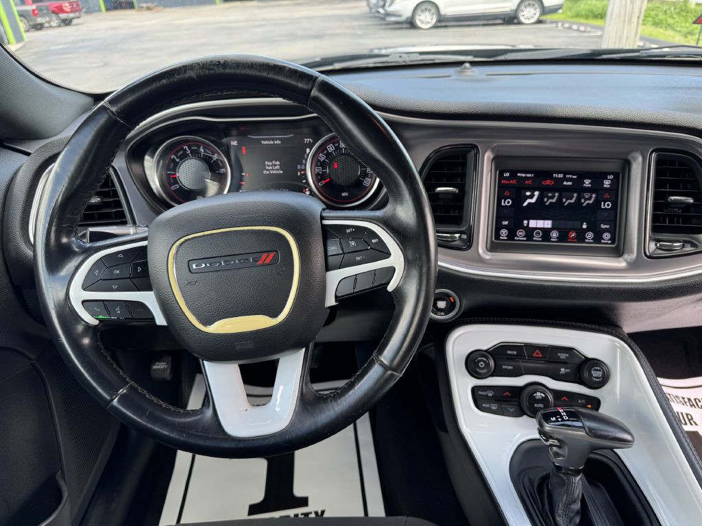 2019 Dodge Challenger Image 10